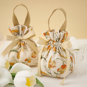 Wedding Candy Box Creative Hand-Painted <strong>Textile</strong> <strong>Packaging</strong> Recyclable Empty Wedding Candy Bag Gift Box with Drawstring - Product Image 6