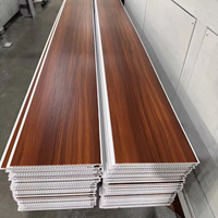 Plaque de PVC texturée facile à nettoyer pour plafond, panneau en plastique de fabrication chinoise pour la décoration intérieure résidentielle