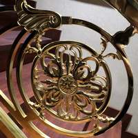 Design de balustrades et mains courantes de luxe en bois et alliage d'aluminium doré miroir, courbées, pour escaliers en colimaçon DIY et villas de villégiature