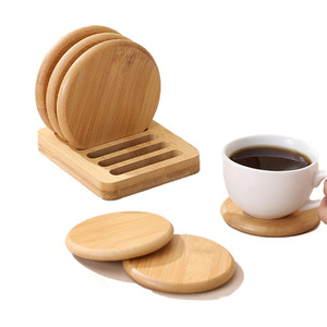 Einweihungsgeschenk 6-teiliges Untersetzer-Set mit Halter Inklusive Natürlicher Bambus-Kaffeeuntersetzer zum Schutz der Tischplatte - Product Image 1