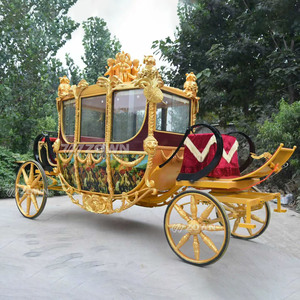 Véhicule de présentation pour grand ouverture de centre commercial, de style carrosse impérial européen, à fenêtres multiples - Product Image 6