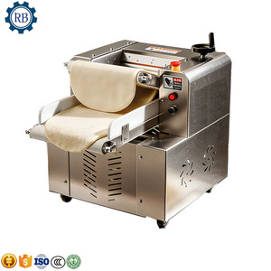 Machine <span class=keywords><strong>à</strong></span> pétrir la pâte automatique pour la production de pizzas, de pains et de pâtisseries avec réglages ajustables - Product Image 4
