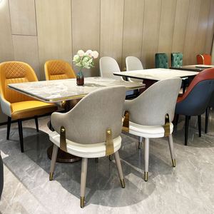 Sillas de Comedor Apilables de Metal con Respaldo Cruzado, Estilo Francés Clásico, Modernas, Comerciales, para Bodas, con Cojín, Juego de Mesa de Hierro de Estilo Industrial Americano - Product Image 1