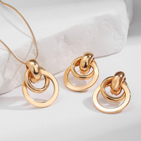 Ensemble collier et boucles d'oreilles cercle géométrique, chaîne de clavicule en métal, bijoux quotidiens pour femmes, vente en gros