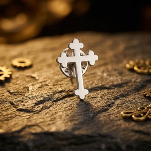 Venta Directa de Fábrica en China, Artesanías Metálicas, Broches de Sombrero con Diseño de Jesús, Broches Religiosos al por Mayor, Broches Personalizados de Cruz de Metal Dorado para Sombreros - Product Image 6