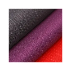 Grosir Outlet Pabrik Tekstil Uly Dilapisi Tas Bahan Fdy Polyester 420d 2Mm Ripstop Kain Oxford untuk Tas Olahraga
