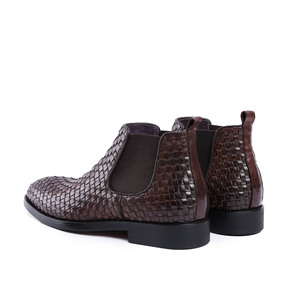 Bottes Martin en cuir de vachette à semelle épaisse, fermeture éclair latérale en cuir véritable, motifs sculptés à la main de style anglais - Product Image 5