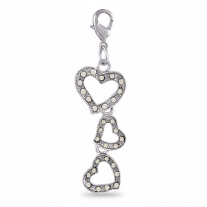 Ciondolo con tre cuori in tonalità argento con strass per la creazione di gioielli - Product Image 2