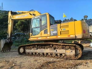 Se vende maquinaria usada de alta calidad, original e importada, excavadora usada de tipo oruga Komatsu PC240LC-8. - Product Image 5