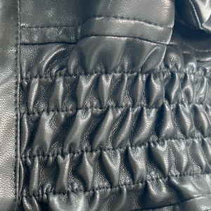 Veste en cuir noire courte pour <span class=keywords><strong>femme</strong></span>, best-seller, avec grandes poches, coupe-vent et personnalisable - Product Image 5