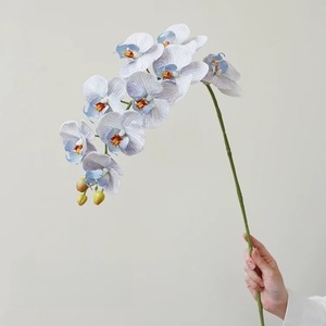 Bouquet d'orchidées artificielles haut de gamme faites à la main - Fleurs réalistes en simulation 3D, style classique pour Noël et la Saint-Valentin - Product Image 3