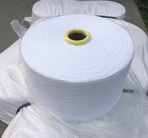 Fil à tricoter recyclé de haute qualité TC, à extrémités ouvertes, Ne 6/1-Ne 10s/1, 35% coton recyclé, 65% polyester mélangé, facile à utiliser, Vietnam - Product Image 3