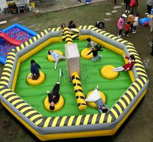 Vente en gros de planche collante gonflable rotative pour tir à l'arc machine PVC pour les fêtes intérieures et extérieures murs d'escalade pour trampoline - Product Image 6