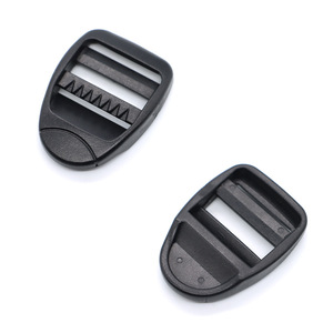 Boucle en plastique réglable de 25 mm pour sangle de sac, fixation incurvée à quatre positions - Product Image 1