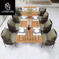 Table et chaises de salle à manger d'extérieur de luxe sur mesure, dernier design italien, vente chaude