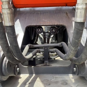 Excavatrice hydraulique sur chenilles d'occasion Hitachi ZX350H, 95% neuve, modèle ZX200 210 360 - Product Image 6