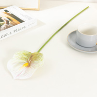 Kleine rode palm anthurium kunstbloem voor bruiloft, hotel, binnenhuisdecoratie, kleine maat, bloemdecoratie voor gangen.