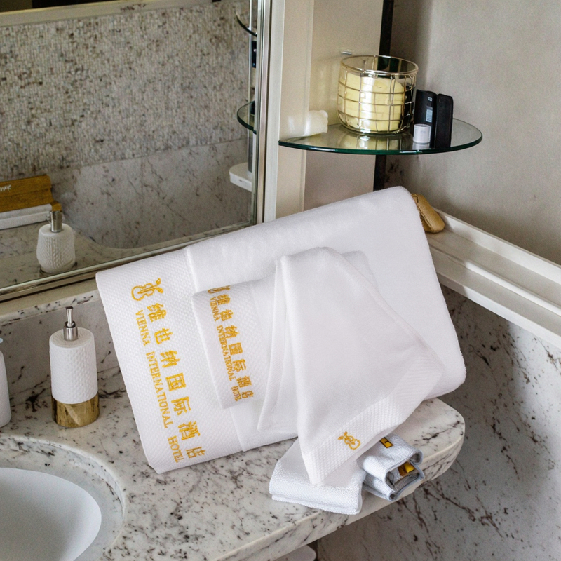 Five star Pure White Solid Color