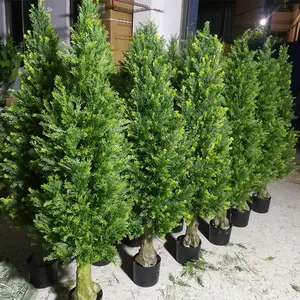 Hot Sale Artificial plant Faux Thuja Indoor Decoration real wood cedar tree in black pot for home decor wholesale