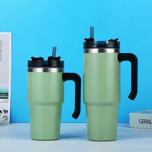 Gobelet de voyage isotherme avec poignée, 20oz 30oz, à double paroi, avec couvercle et paille, antidérapant, pour les déplacements - Product Image 1