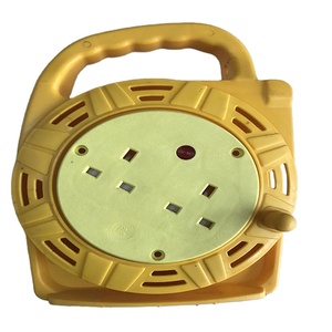 Type UK 2 voies cordon d'alimentation d'extension <span class=keywords><strong>enrouleur</strong></span> <span class=keywords><strong>de</strong></span> câble avec mise à la <span class=keywords><strong>terre</strong></span> 220V-250V - Product Image 3
