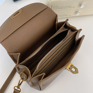 Sac à main en cuir PU Offre Spéciale tendance Sacs à bandoulière carrés de couleur pure pour femmes - Product Image 4