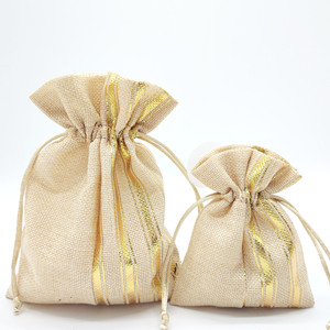 Sacs en lin personnalisés avec cordon de serrage pour Noël, avec impression, sac à bonbons pour fête - Product Image 4