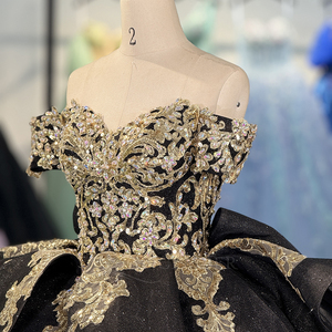 Robe de bal scintillante en mousseline de soie pour Quinceañera, modèle Dy5841, avec appliques noires et dorées, luxueuse, coupe cœur, pour fête d'anniversaire ou bal de promo - Product Image 3