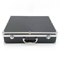 Petit étui en aluminium noir avec rembourrage en mousse Étui de transport OEM personnalisable pour instruments de protection pour équipement
