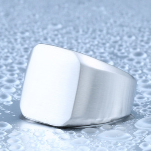 Oahlan แหวนสแตนเลสปัดเรียบสำหรับผู้ชายเครื่องประดับแฟชั่น - Product Image 2