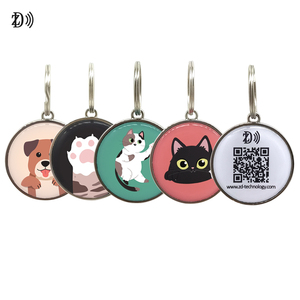 Etiqueta de Identificación para Mascotas NFC de Alta Calidad, Etiqueta de Perro con Borde Metálico y Código QR, Llavero NFC Personalizado con Resina Epoxi para Seguridad - Product Image 1
