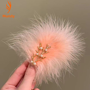 Épingle à cheveux multifonctionnelle en plumes pour fête de remise des diplômes, bal de fin d'année, événement scolaire, accessoire de séance photo, performance scénique - Product Image 1