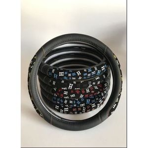 Funda para Volante Negra con Diseño de Patrón H para Uso en Interiores de Automóviles - Product Image 1
