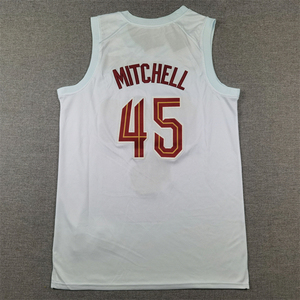 Nouveaux styles et ventes populaires 2025 Maillot de basket-ball pour hommes brodé et cousu rouge et bleu # Maillot des Cavaliers de <span class=keywords><strong>Donovan</strong></span> <span class=keywords><strong>Mitchell</strong></span> n°45 - Product Image 4