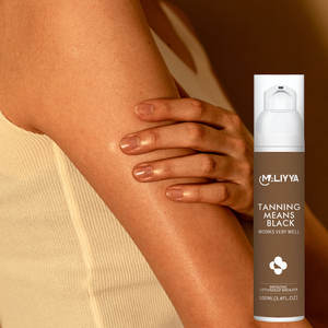 Loción Autobronceadora Instantánea de Marca Privada, Loción de Maquillaje <span class=keywords><strong>para</strong></span> <span class=keywords><strong>Piernas</strong></span> y Cuerpo, Base de Maquillaje Corporal <span class=keywords><strong>para</strong></span> un Acabado Bronceado, OEM de Marca Privada - Product Image 3