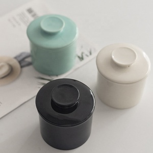 Nouvelles idées de produits 2026 Armoires et accessoires pour la maison et la cuisine <span class=keywords><strong>En</strong></span> vente Beurrier français <span class=keywords><strong>en</strong></span> céramique avec couvercle - Product Image 3