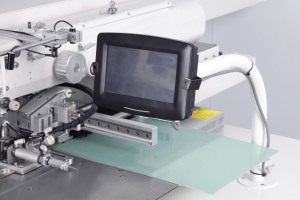 Máquina automática de cosido láser de bolsillos, con servicio de Tomsewing para fábricas de ropa deportiva. - Product Image 2