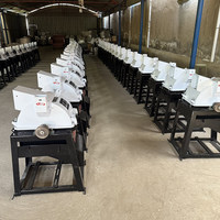 Fraiseuse multifonctionnelle de maïs Machine à trancher pour l'alimentation animale Coupeur de paille et broyeur de maïs Hachoir à herbe pour le bétail