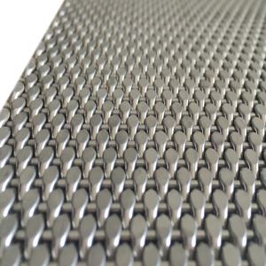 Grille métallique <span class=keywords><strong>rigide</strong></span> ventilée durable : Solution haut de gamme pour la conception contemporaine d'armoires et de meubles de cuisine - Product Image 2