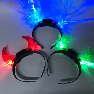 Bandeau lumineux LED pour fête d'Halloween, serre-tête lumineux, accessoires pour cheveux, bandeaux LED, bandeaux de tête avec cornes de <span class=keywords><strong>diable</strong></span> LED - Product Image 5