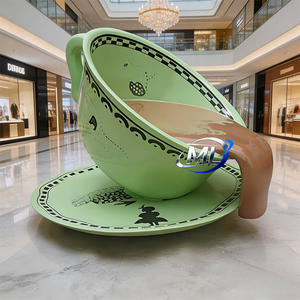 Sculpture extérieure personnalisée en fibre de verre durable, surdimensionnée, en forme de tasse de café verte, pour la décoration de rues commerciales et de centres commerciaux - Product Image 1
