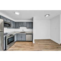 Meubles de cuisine sur mesure de luxe en laque, îlot d'évier, design de meubles de cuisine, armoire de cuisine moderne