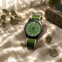 Montre Green Field, boîtier rond noir mat, cadran vert olive, bracelet en toile de nylon, montre-bracelet pour homme, étanche au quotidien, pour l'extérieur