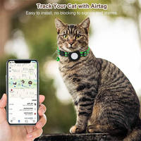 Collier pour chat en nylon doux réglable de luxe avec porte-AirTag réfléchissant, accessoire pour animaux de compagnie en vente chaude, style moderne solide avec cloche