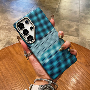 Estuche de diseño de lujo para Samsung S25 S25 + s25u Cubierta magnética delgada de PC con soporte de cámara de metal invisible - Product Image 3