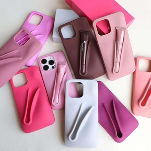 Custodia <span class=keywords><strong>per</strong></span> <span class=keywords><strong>iPhone</strong></span> <span class=keywords><strong>11</strong></span> 12 13 14 15 16 17 Pro Max in silicone con lucidalabbra effetto rossetto Hayley compatibile con il trucco, con logo e scatola - Product Image 5