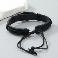 Nouvelle mode Bracelet et bracelet en cuir vintage Accessoires pour hommes Menottes Inspirées Menottes Bracelets