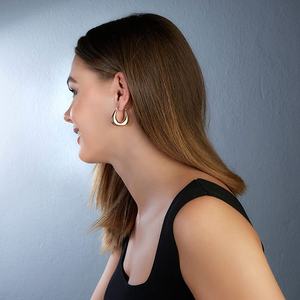 Nueva joyería de moda gruesa de alta calidad, pendientes de aro de tubo grueso grande hueco en forma de U hipoalergénico chapado en oro de 18 quilates para mujer - Product Image 2