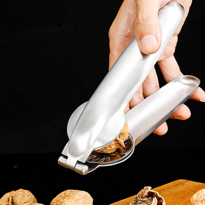 Abridor y Cortador de Castañas Dos en Uno de Acero Inoxidable para Cocina, Ecológico, Duradero, para Uso Familiar - Product Image 5