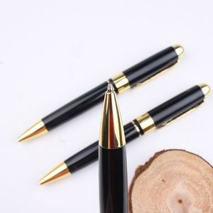 Stylo bille à clip noir et or de haute qualité avec logo personnalisé, articles souvenirs, écriture 1,0 mm, matériau métallique durable - Product Image 4